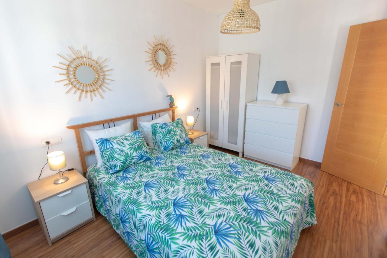 Holidays By The Sea Apartments Malaga Bagian luar foto