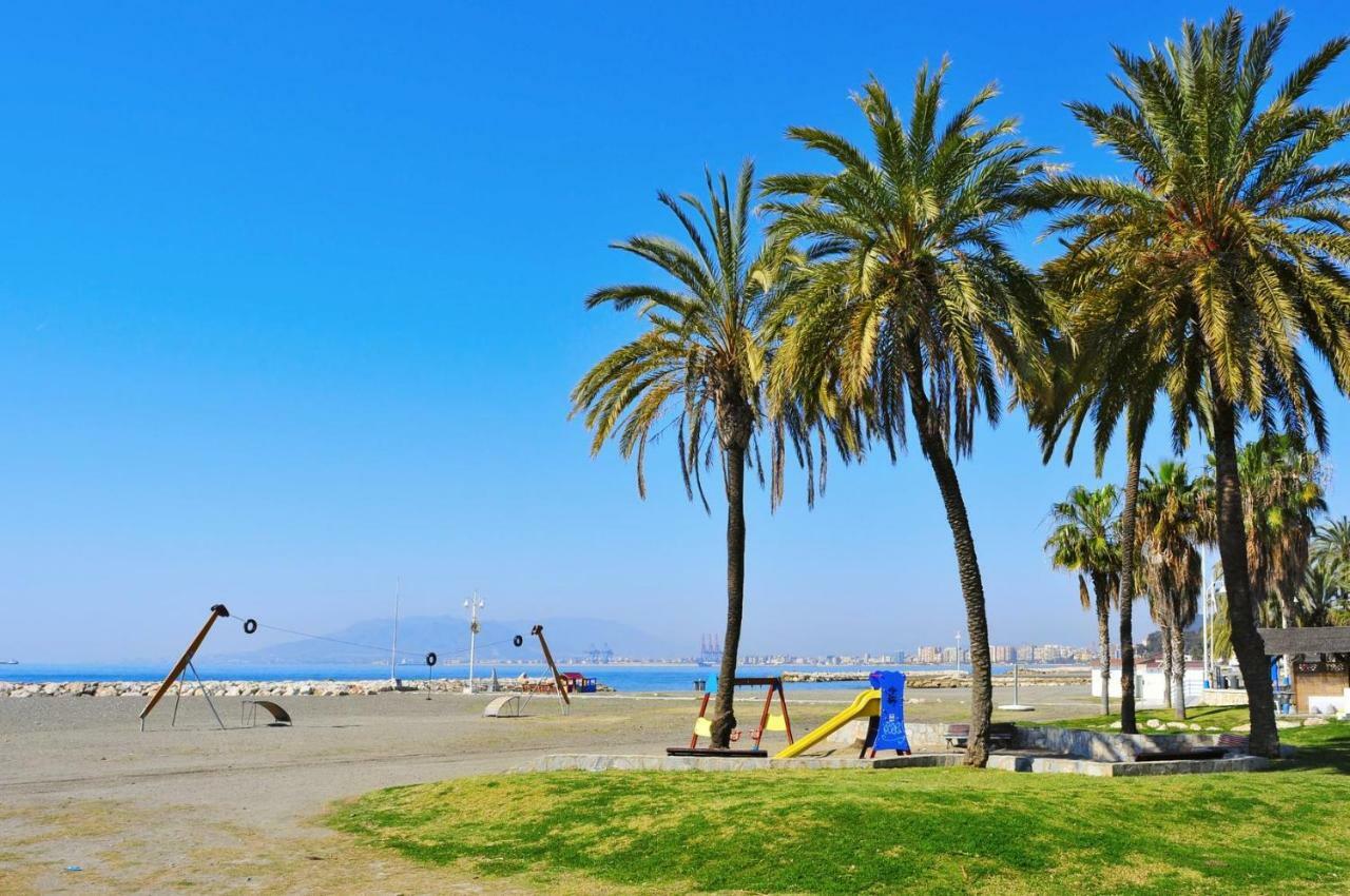 Holidays By The Sea Apartments Malaga Bagian luar foto