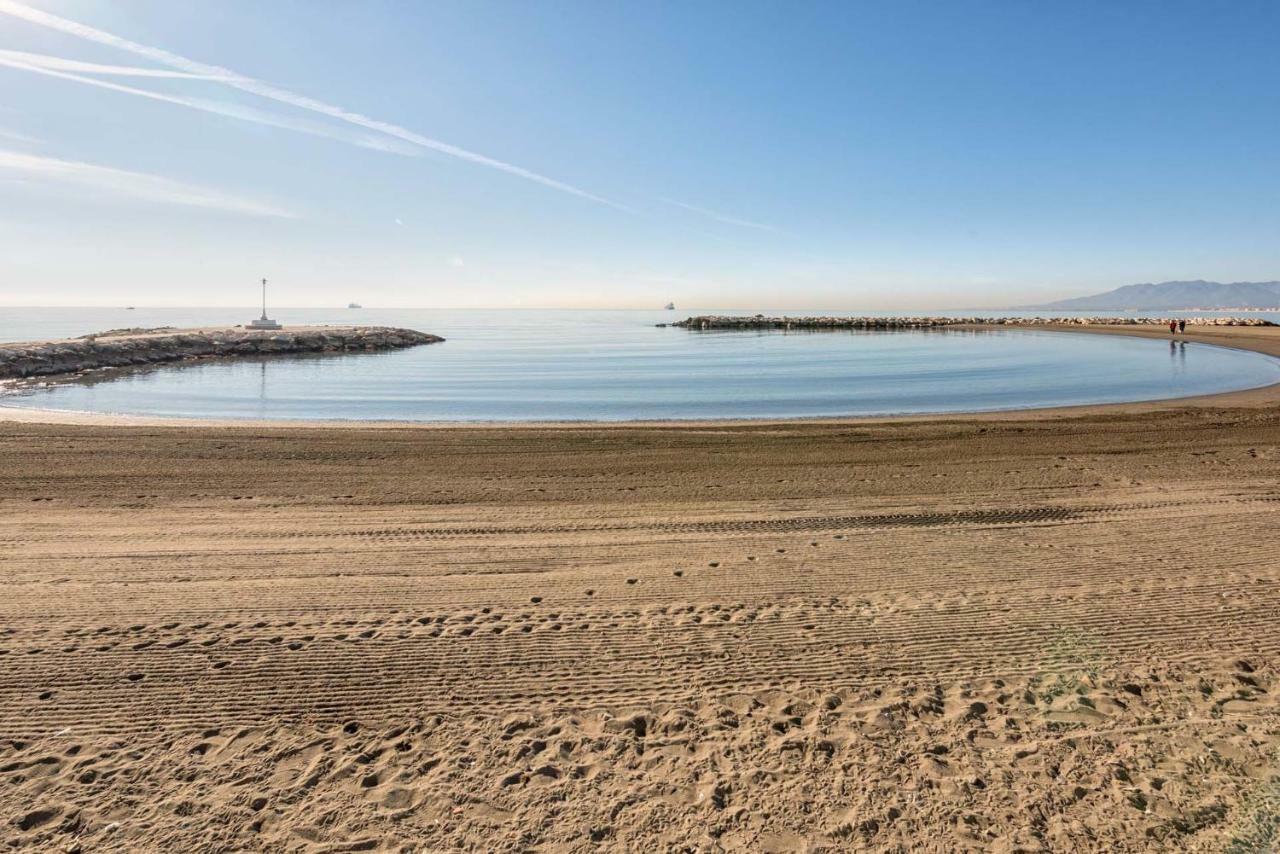 Holidays By The Sea Apartments Malaga Bagian luar foto