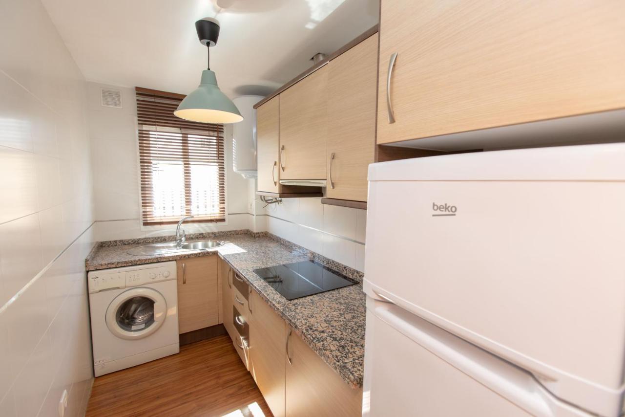 Holidays By The Sea Apartments Malaga Bagian luar foto