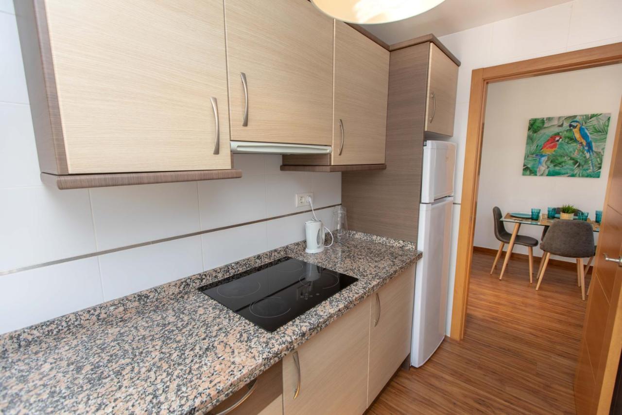 Holidays By The Sea Apartments Malaga Bagian luar foto