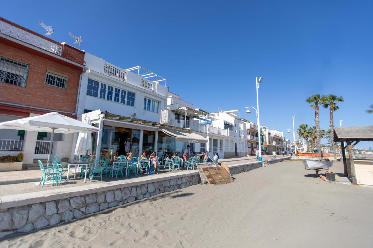 Holidays By The Sea Apartments Malaga Bagian luar foto
