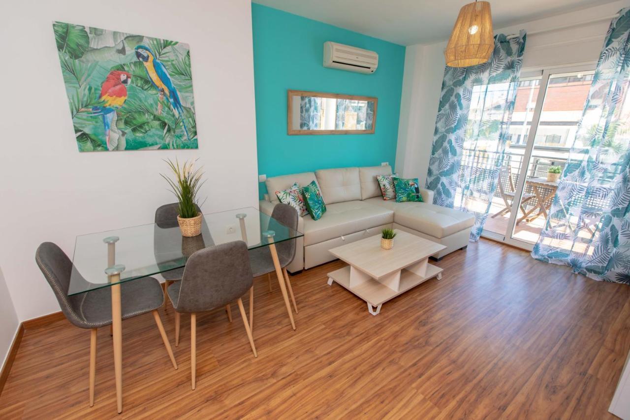 Holidays By The Sea Apartments Malaga Bagian luar foto