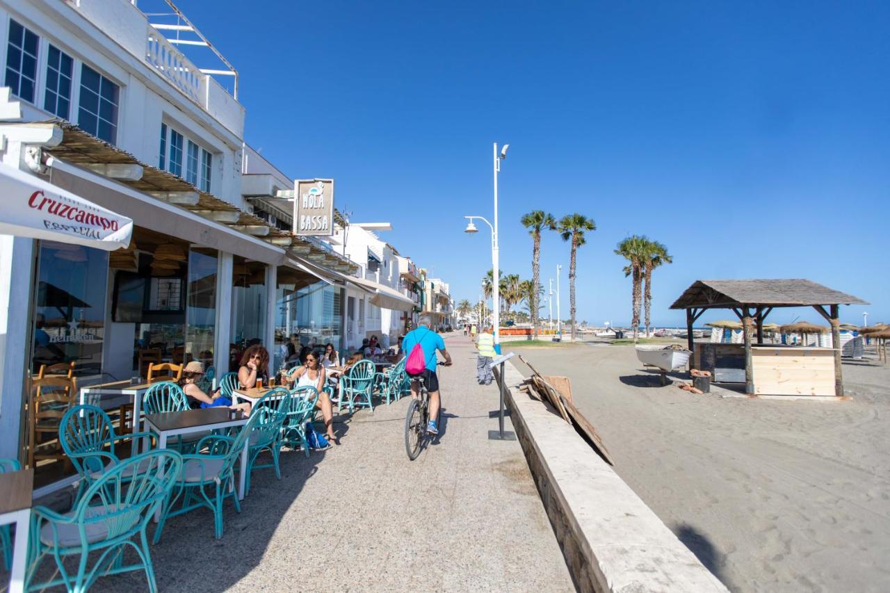 Holidays By The Sea Apartments Malaga Bagian luar foto